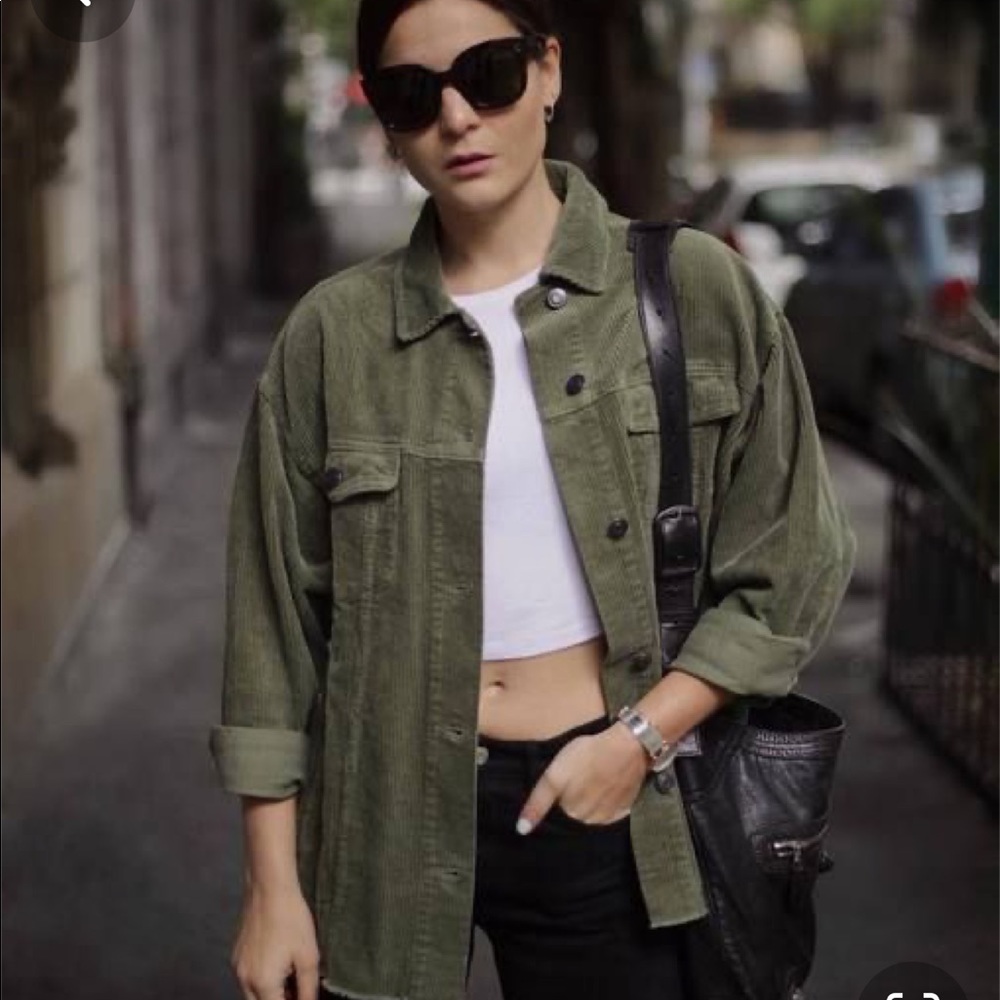 Oversized Corduroy Over shirt jacket 💚